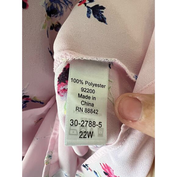 Roaman's Plus Size Light Pink Floral lightweight button up long sleeve blouse - Picture 7 of 9